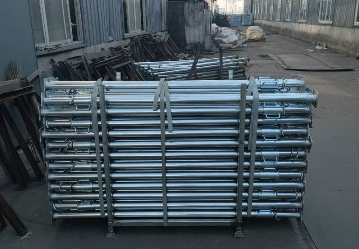 Puntales Galvanizados Ajustables para Estructuras Temporales