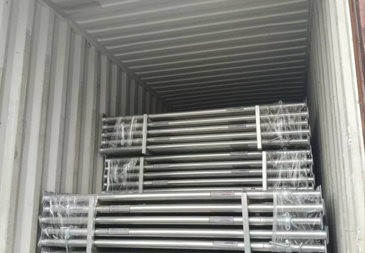 Puntales Galvanizados de Alta Durabilidad para Obras en Perú