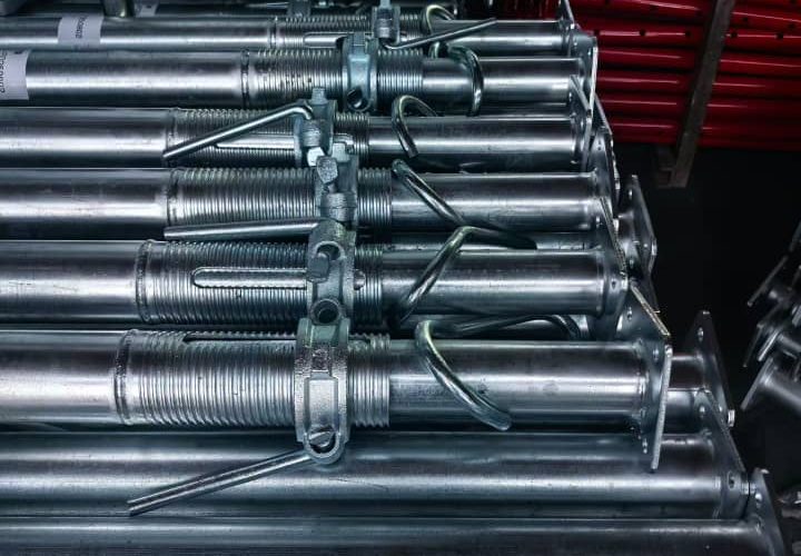 Puntales Galvanizados de Uso Profesional para Construcción